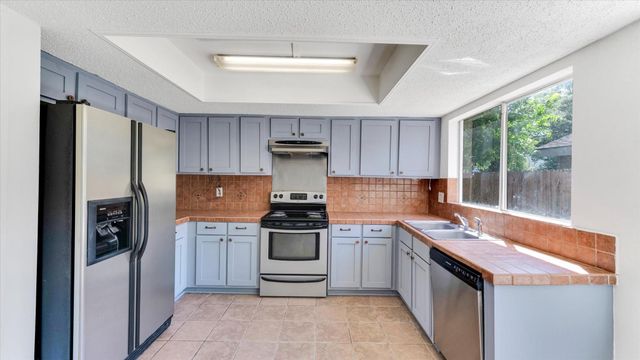 12826 Palm Desert Lane, Houston, TX 77099