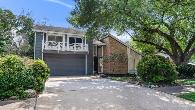 12826 Palm Desert Lane, Houston, TX 77099