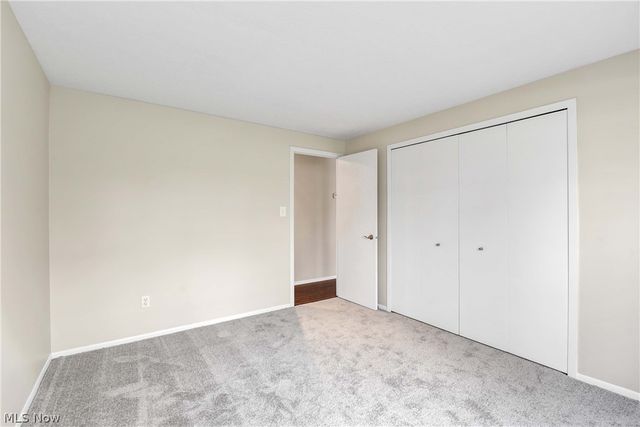 26195 Raintree Boulevard B4, Olmsted Falls, OH 44138