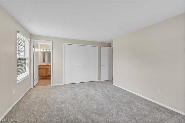 26195 Raintree Boulevard B4, Olmsted Falls, OH 44138