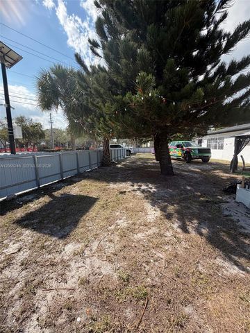 331 NW 39th Ave, Lauderhill, FL 33311