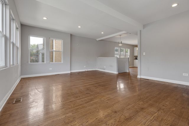 10019 S Vernon Avenue, Chicago, IL 60628