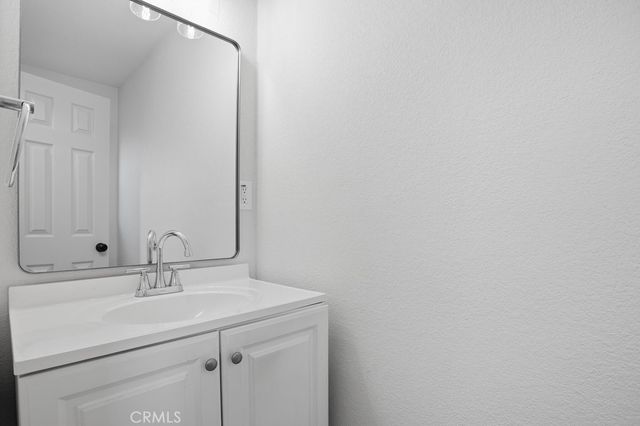 8574 Holly Ln, Riverside, CA 92504