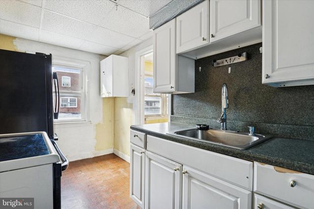 1964 LAKEVIEW RD, Wilmington, DE 19805