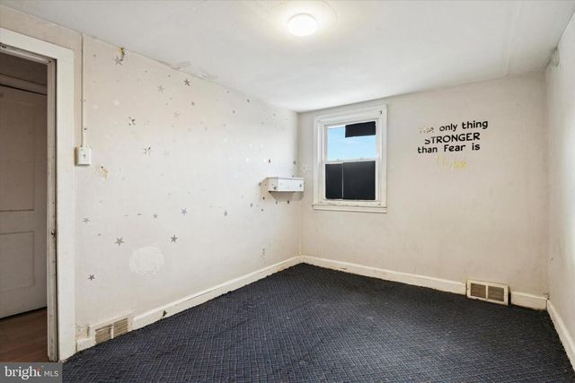 1964 LAKEVIEW RD, Wilmington, DE 19805