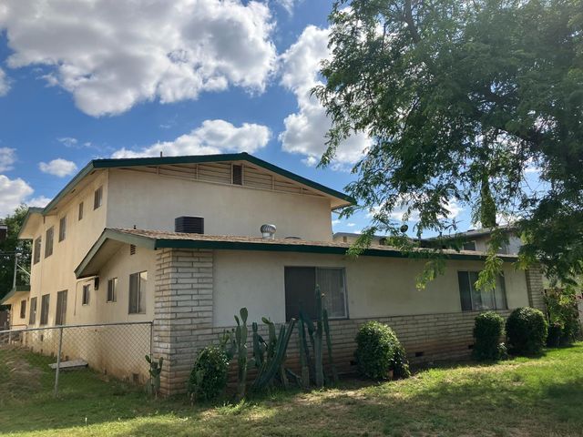 110 E Dakota Avenue, Fresno, CA 93704