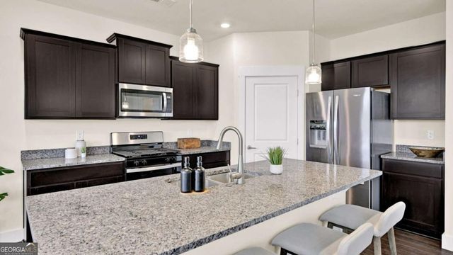 5476 Cypress Circle, College Park, GA 30349