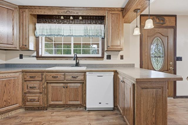 1612-1 County Road 150, Carthage, MO 64836