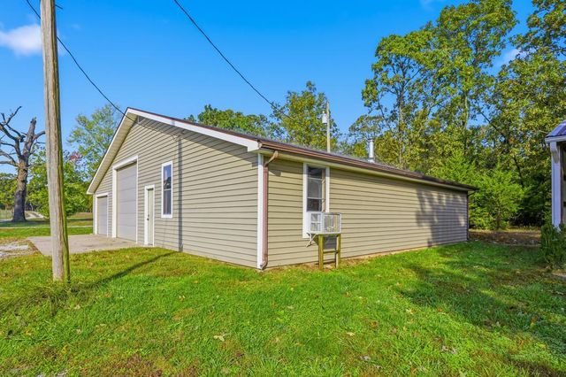 1612-1 County Road 150, Carthage, MO 64836