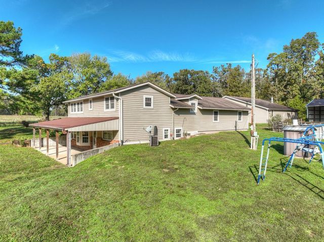 1612-1 County Road 150, Carthage, MO 64836