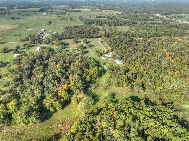 1612-1 County Road 150, Carthage, MO 64836