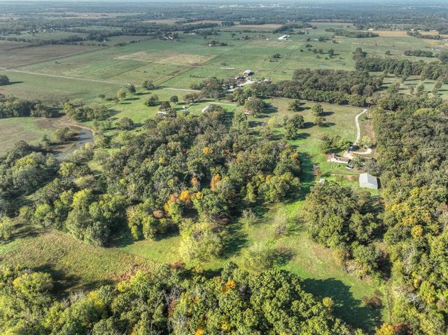 1612-1 County Road 150, Carthage, MO 64836