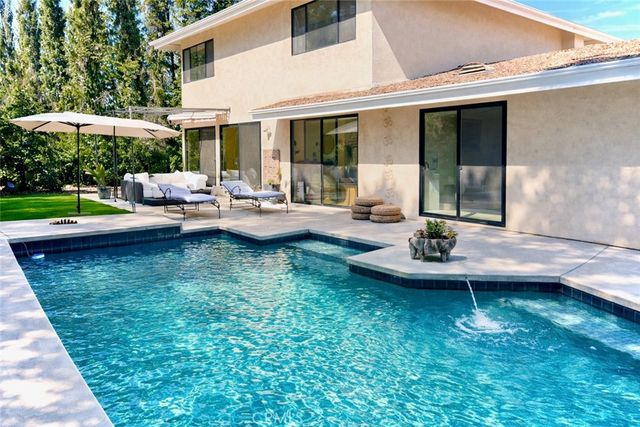 4709 Dunman, Woodland Hills, CA 91364