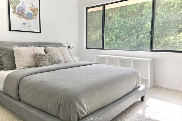 4709 Dunman, Woodland Hills, CA 91364
