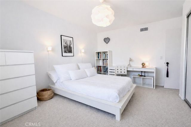 4709 Dunman, Woodland Hills, CA 91364
