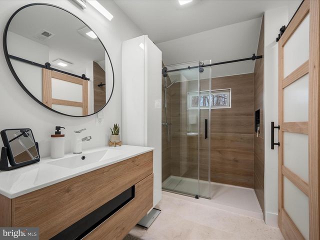 35500 TROON CT, Round Hill, VA 20141
