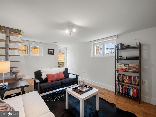 35500 TROON CT, Round Hill, VA 20141