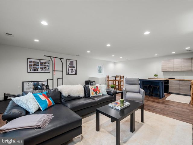 35500 TROON CT, Round Hill, VA 20141