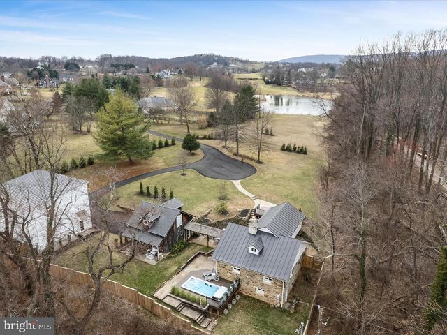 35500 TROON CT, Round Hill, VA 20141
