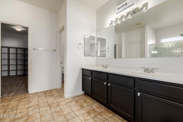 440 E SADDLE Way, San Tan Valley, AZ 85143