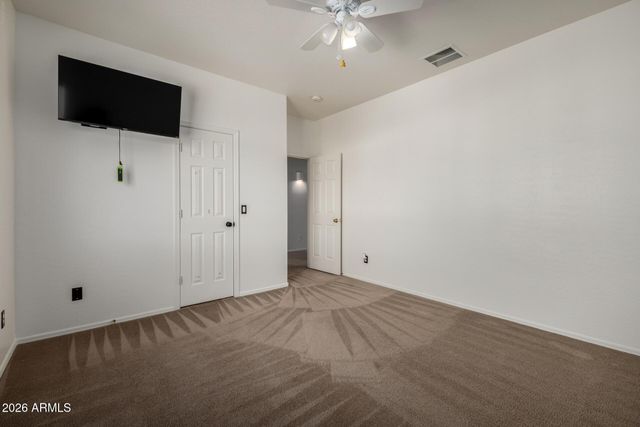 440 E SADDLE Way, San Tan Valley, AZ 85143