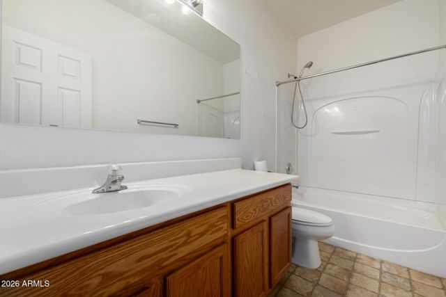 440 E SADDLE Way, San Tan Valley, AZ 85143