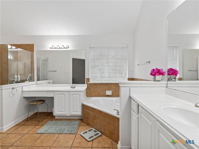 29 Horseshoe Trail, New Braunfels, TX 78132