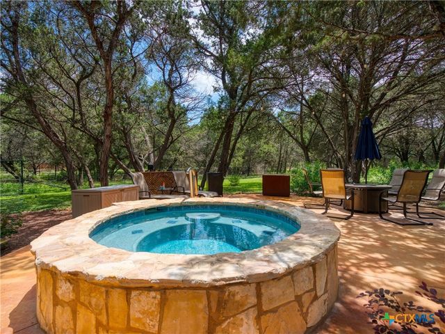 29 Horseshoe Trail, New Braunfels, TX 78132