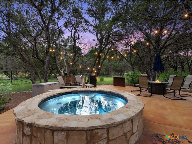 29 Horseshoe Trail, New Braunfels, TX 78132