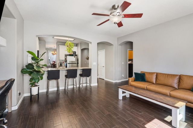 1320 Emerald Oak Rd, Roseville, CA 95678