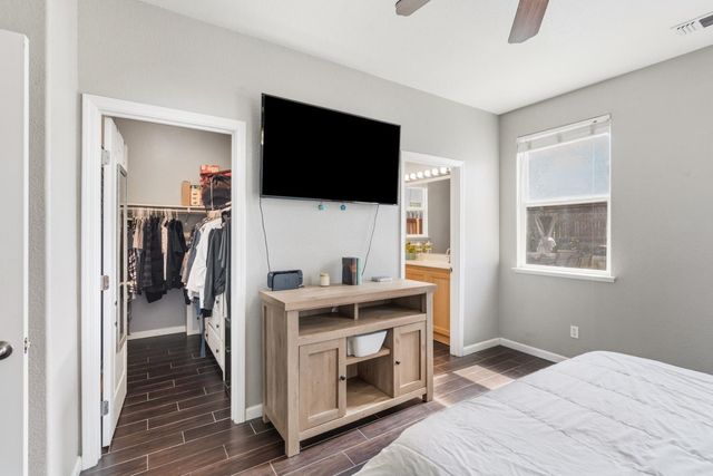 1320 Emerald Oak Rd, Roseville, CA 95678