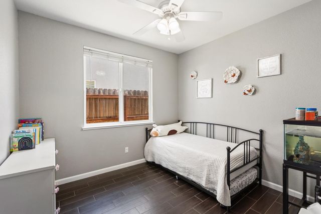 1320 Emerald Oak Rd, Roseville, CA 95678