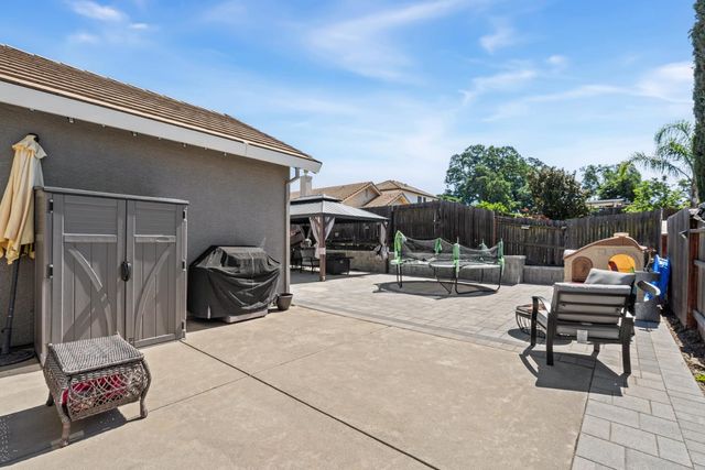 1320 Emerald Oak Rd, Roseville, CA 95678