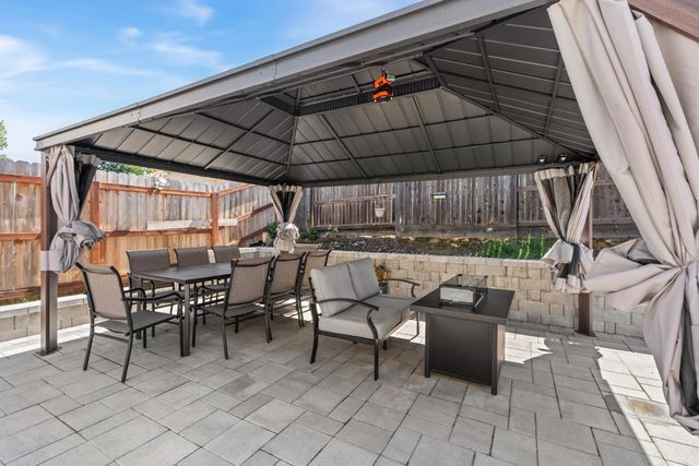 1320 Emerald Oak Rd, Roseville, CA 95678