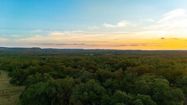 2501 Wayside DR, Wimberley, TX 78676