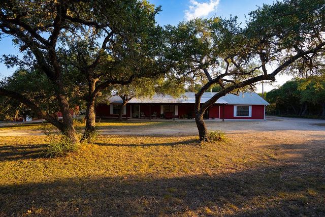 2501 Wayside DR, Wimberley, TX 78676