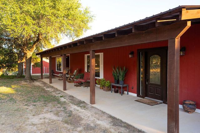 2501 Wayside DR, Wimberley, TX 78676