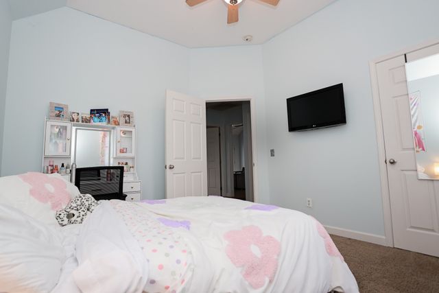 1118 Franklin Dr, Greenbrier, TN 37073