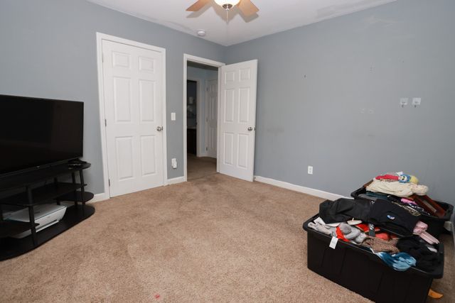 1118 Franklin Dr, Greenbrier, TN 37073