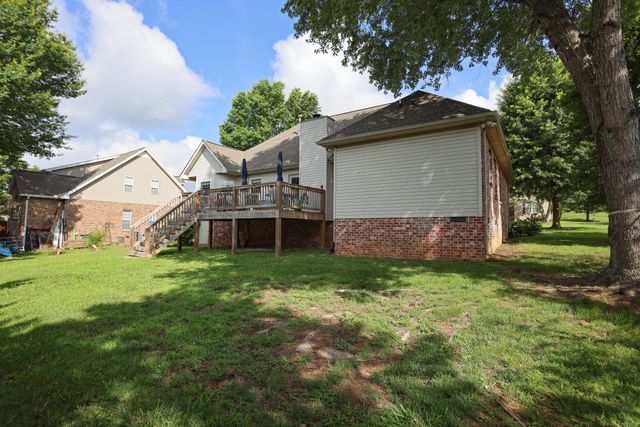 1118 Franklin Dr, Greenbrier, TN 37073