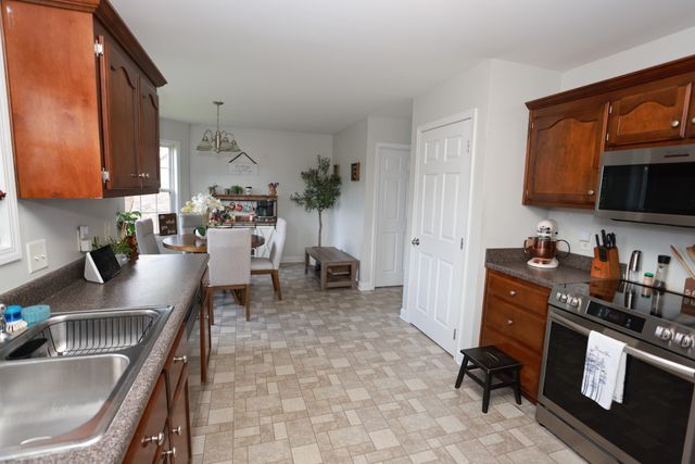 1118 Franklin Dr, Greenbrier, TN 37073