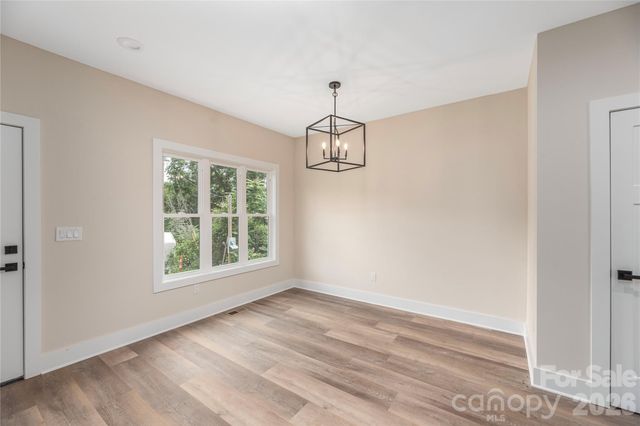 31 Elkwood Avenue, Asheville, NC 28804