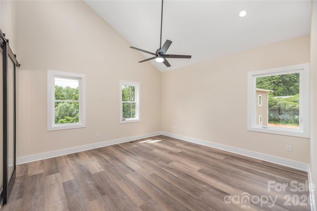 31 Elkwood Avenue, Asheville, NC 28804