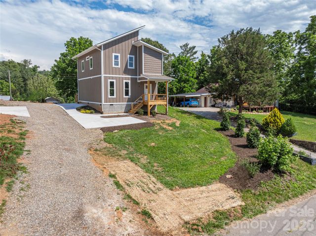 31 Elkwood Avenue, Asheville, NC 28804