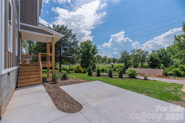 31 Elkwood Avenue, Asheville, NC 28804