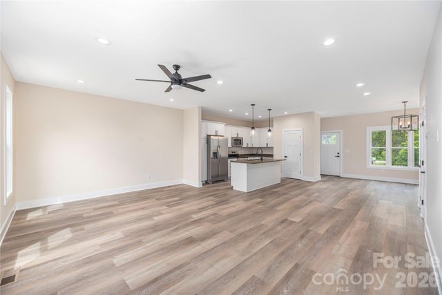31 Elkwood Avenue, Asheville, NC 28804
