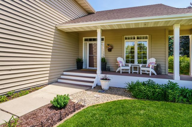 4304 Gadwall Court, Eagan, MN 55122
