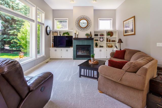 4304 Gadwall Court, Eagan, MN 55122
