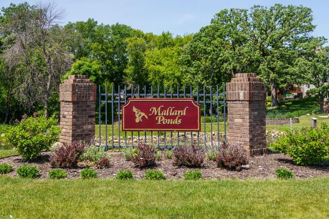 4304 Gadwall Court, Eagan, MN 55122