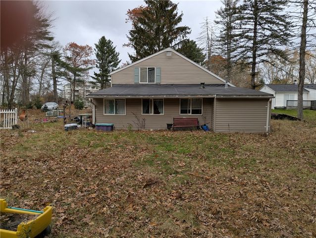 85 Hospital Road, East Providence, RI 02915